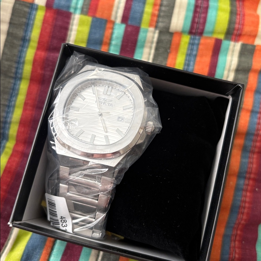 Invicta Speedway Men's Watch - 41mm, Steel brand new inbox - Picture 3 of 12